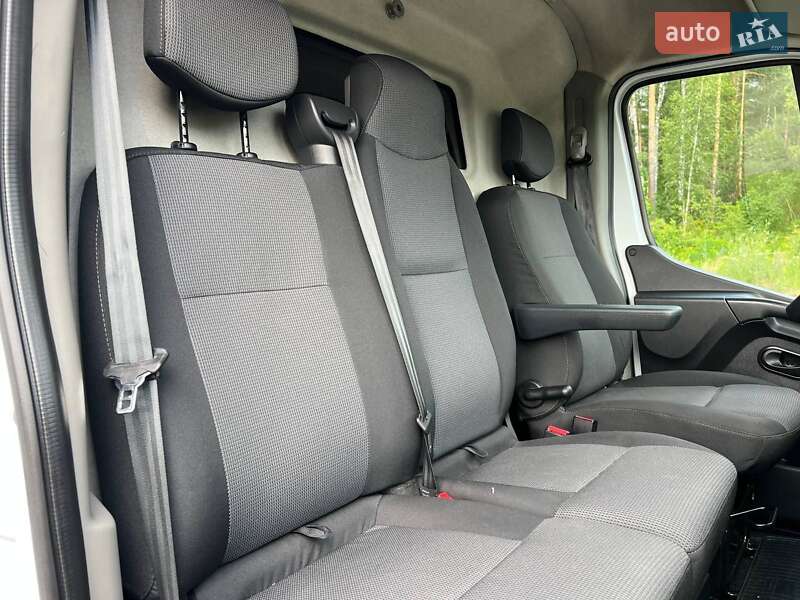 Грузовой фургон Renault Master 2021 в Киеве