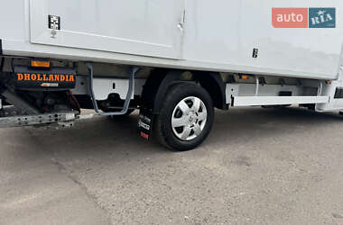 Грузовой фургон Renault Master 2021 в 