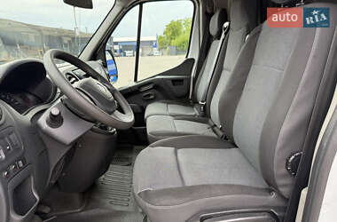 Грузовой фургон Renault Master 2018 в 