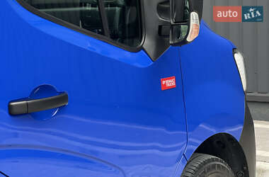 Грузовой фургон Renault Master 2021 в 