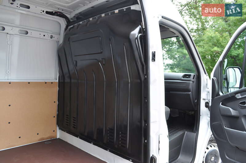 Грузовой фургон Renault Master 2020 в Киеве