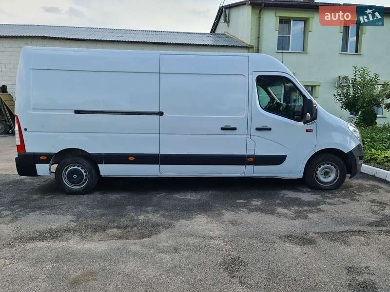 Вантажний фургон Renault Master 2016 в Харкові