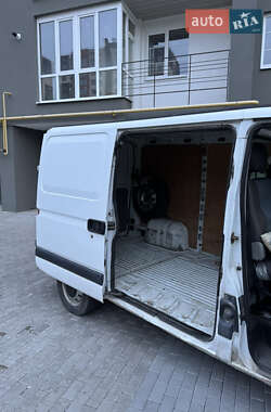 Грузовой фургон Renault Master 2003 в 