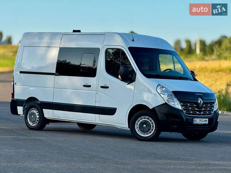 Грузовой фургон Renault Master 2015 в Дрогобыче