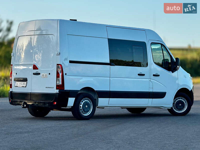 Грузовой фургон Renault Master 2015 в Дрогобыче
