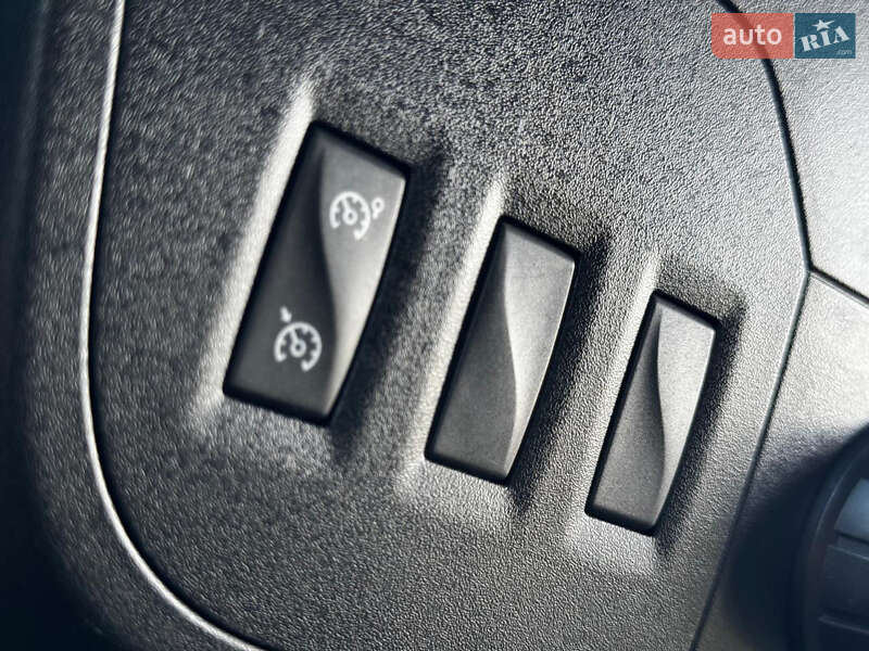 Грузовой фургон Renault Master 2015 в Дрогобыче