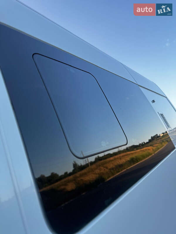 Грузовой фургон Renault Master 2015 в Дрогобыче