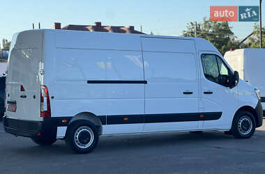 Грузопассажирский фургон Renault Master 2022 в 