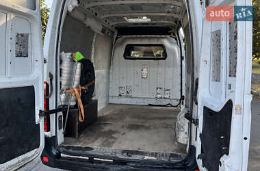 Грузовой фургон Renault Master 2014 в 