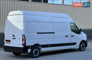 Грузовой фургон Renault Master 2022 в 