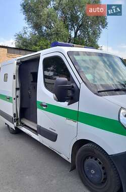 Бронированный автомобиль Renault Master 2012 в 