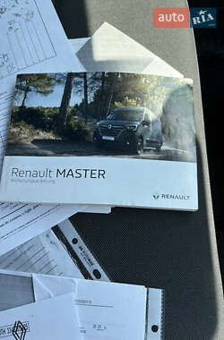 Грузовой фургон Renault Master 2021 в 