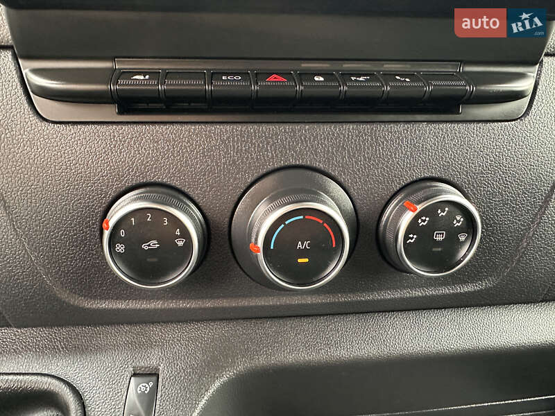 Грузовой фургон Renault Master 2020 в Дубно
