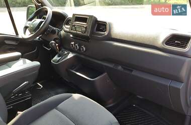 Грузовой фургон Renault Master 2020 в 