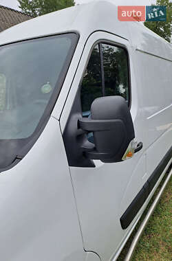 Грузовой фургон Renault Master 2018 в 