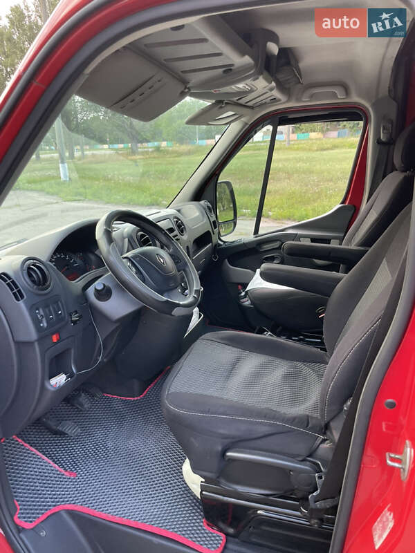 Микроавтобус Renault Master 2016 в Днепре