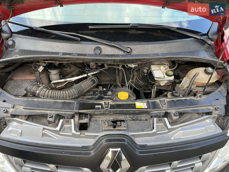 Микроавтобус Renault Master 2016 в Днепре