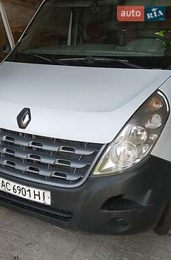 Вантажний фургон Renault Master 2011 в Луцьку