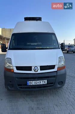 Грузовой фургон Renault Master 2004 в Львове