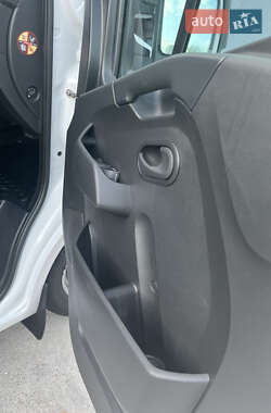 Грузовой фургон Renault Master 2019 в 