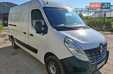 Вантажний фургон Renault Master 2015 в Тернополі