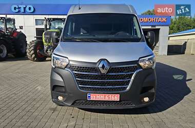 Грузовой фургон Renault Master 2021 в 