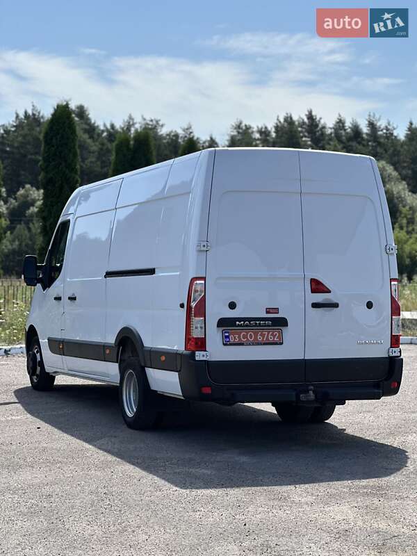 Грузовой фургон Renault Master 2018 в Дубно