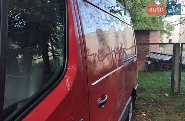 Грузовой фургон Renault Master 2015 в 