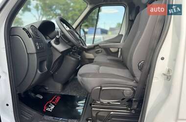 Грузопассажирский фургон Renault Master 2019 в 