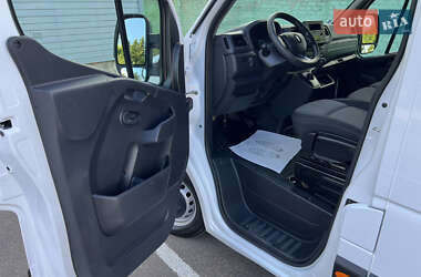 Грузовой фургон Renault Master 2020 в 