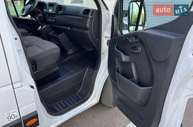 Грузовой фургон Renault Master 2020 в 