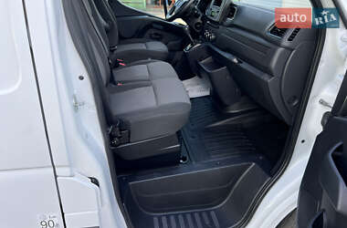 Грузовой фургон Renault Master 2020 в 