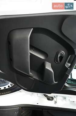 Грузовой фургон Renault Master 2020 в 