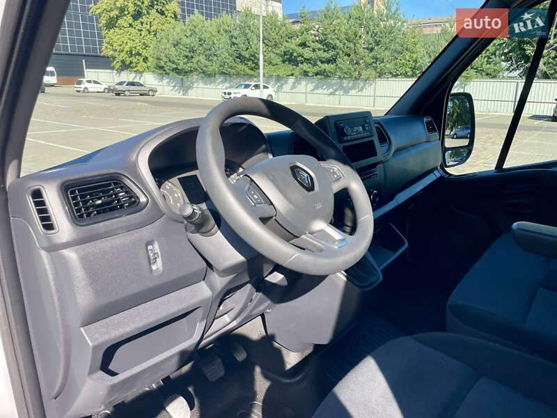 Грузовой фургон Renault Master 2021 в Луцке