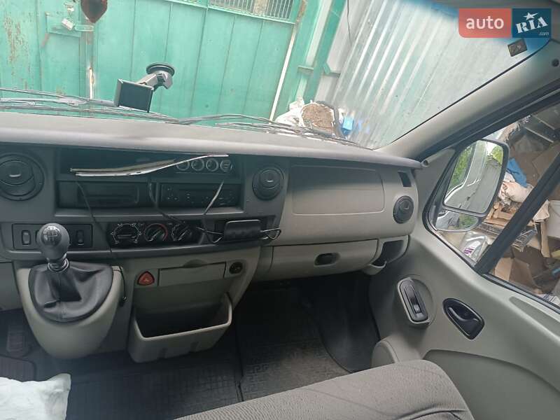 Грузовой фургон Renault Master 2007 в Одессе