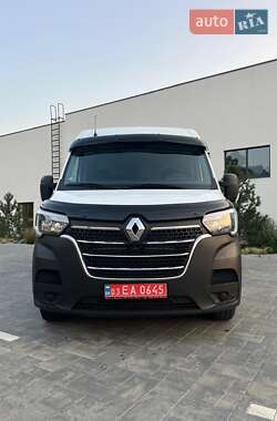 Грузовой фургон Renault Master 2021 в 
