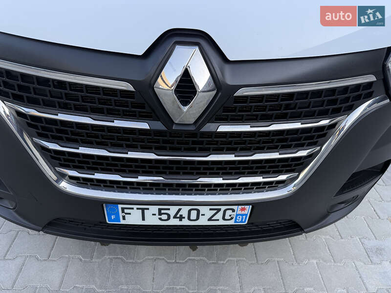 Грузовой фургон Renault Master 2021 в Дубно