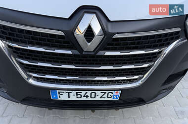 Грузовой фургон Renault Master 2021 в 