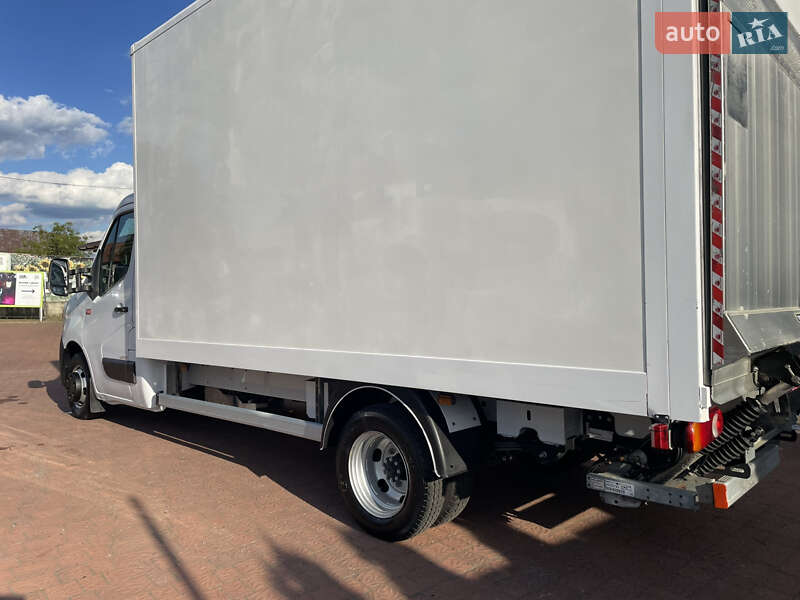 Грузовой фургон Renault Master 2022 в Дрогобыче