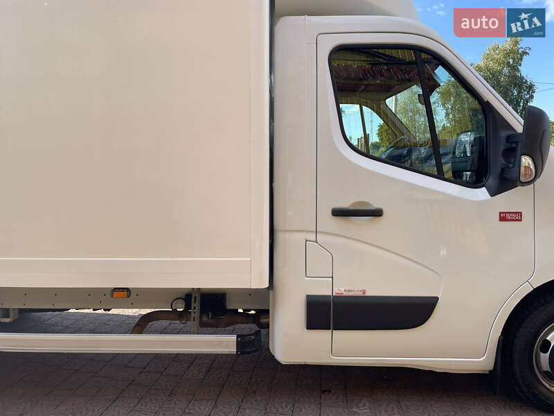 Грузовой фургон Renault Master 2022 в Дрогобыче