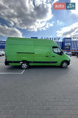Грузовой фургон Renault Master 2012 в 