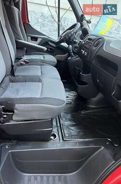 Грузовой фургон Renault Master 2015 в 