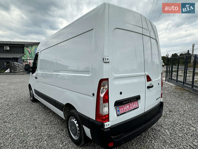 Грузовой фургон Renault Master 2016 в Радехове