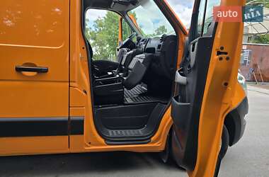 Грузовой фургон Renault Master 2018 в 