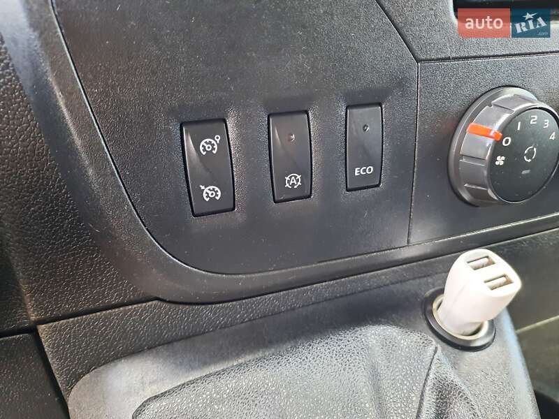 Тентованый Renault Master 2017 в Полтаве
