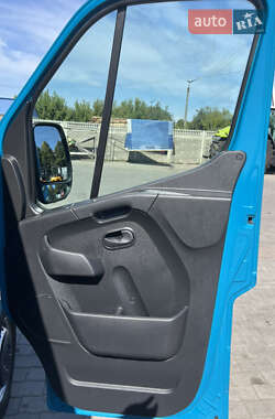 Грузовой фургон Renault Master 2021 в 