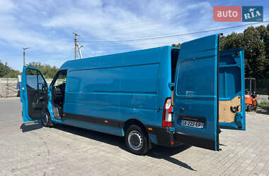 Грузовой фургон Renault Master 2021 в 