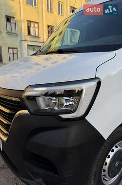 Грузовой фургон Renault Master 2020 в 