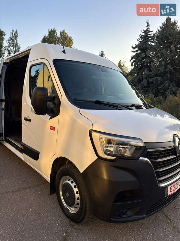 Грузовой фургон Renault Master 2020 в Киеве