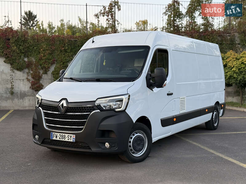 Грузовой фургон Renault Master 2021 в 